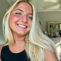 Sitter Profile Image: Christina B.