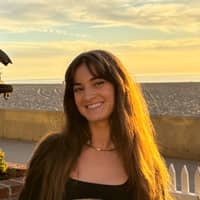 Sitter Profile Image: Joelle P.