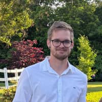 Sitter Profile Image: Riley C.