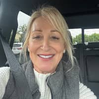 Sitter Profile Image: Sandra B.