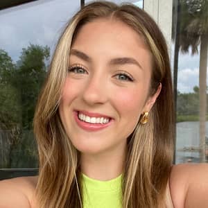 Sitter Profile Image: Madison M.