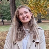 Sitter Profile Image: Grace Y.