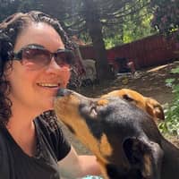 Sitter Profile Image: Amanda M.