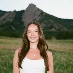 Sitter Profile Image: Mary Hardin H.
