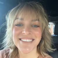 Sitter Profile Image: Erin H.