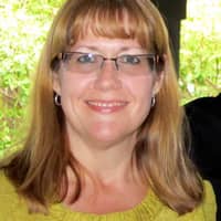 Sitter Profile Image: Lynda W.