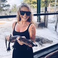 Sitter Profile Image: Adrienne S.