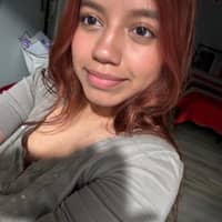 Sitter Profile Image: Angela L.