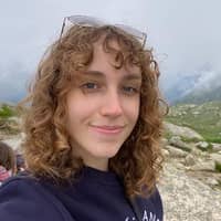 Sitter Profile Image: Abby Z.