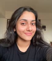 Sitter Profile Image: Rashi S.