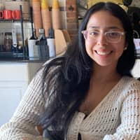 Sitter Profile Image: Karen R.