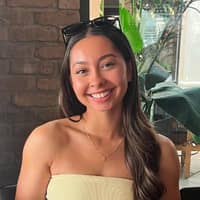 Sitter Profile Image: Zarah C.