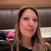 Sitter Profile Image: Venise T.