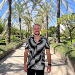 Sitter Profile Image: Théo B.