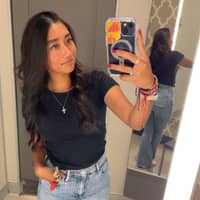 Sitter Profile Image: Andrea R.