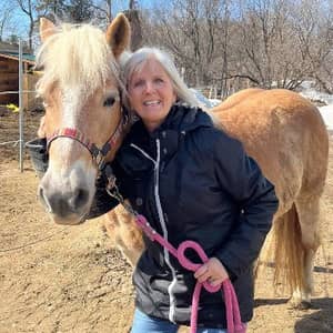 Sitter Profile Image: Lyne S.