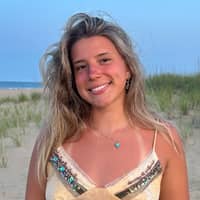 Sitter Profile Image: Juliana G.