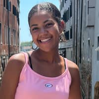 Sitter Profile Image: Nancy O.