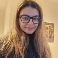 Sitter Profile Image: Andreea-Luiza B.