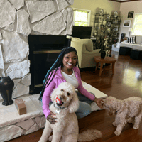 Sitter Profile Image: Isolyn Indonesia W.