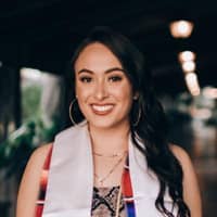 Sitter Profile Image: Yazmin T.