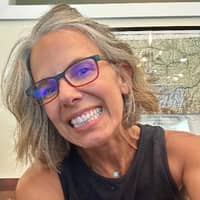 Sitter Profile Image: AMY W.