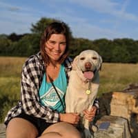 Sitter Profile Image: laura m.