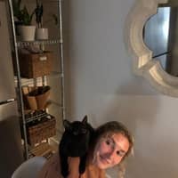 Sitter Profile Image: Madeleine L.