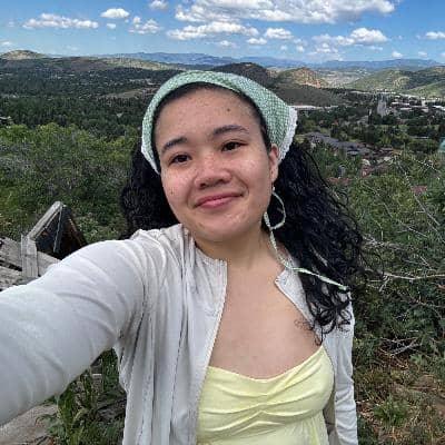 Sitter Profile Image: Soleil H.