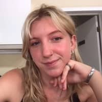 Sitter Profile Image: Eva F.