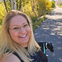 Sitter Profile Image: Carla V.