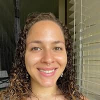 Sitter Profile Image: lauren t.