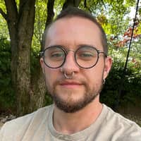 Sitter Profile Image: Alec M.