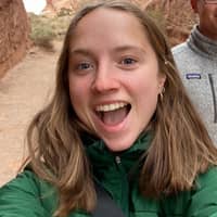 Sitter Profile Image: Abbi W.