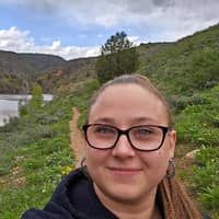 Sitter Profile Image: Taryn D.