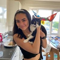 Sitter Profile Image: Alysson Z.