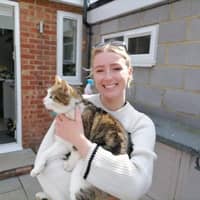 Sitter Profile Image: Freya W.