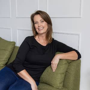 Sitter Profile Image: Shawndra W.