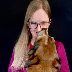 Sitter Profile Image: Laurie P.