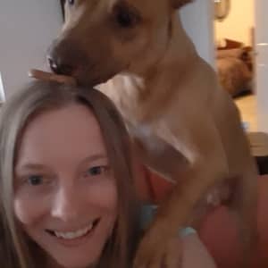 Sitter Profile Image: Justina R.