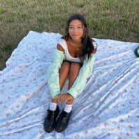 Sitter Profile Image: Lilly M.