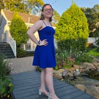 Sitter Profile Image: Annaleigh T.