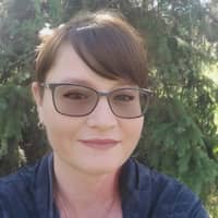 Sitter Profile Image: Pamela W.