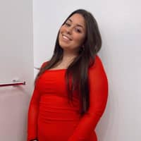 Sitter Profile Image: Isabella C.