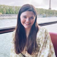 Sitter Profile Image: Olivia H.