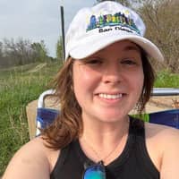 Sitter Profile Image: Julianne H.