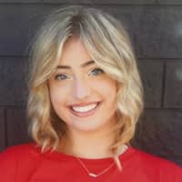 Sitter Profile Image: Noelle H.