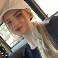 Sitter Profile Image: Christine E.