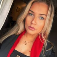 Sitter Profile Image: Isabella W.