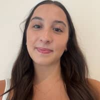 Sitter Profile Image: Libby F.